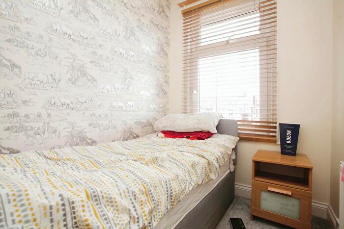 3 Bedroom Terraced House For Sale In Wallace Road, Keresley, Coventry, CV6