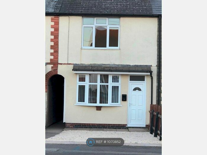 2 Bedroom Terraced House To Rent In London Road, Hinckley, LE10