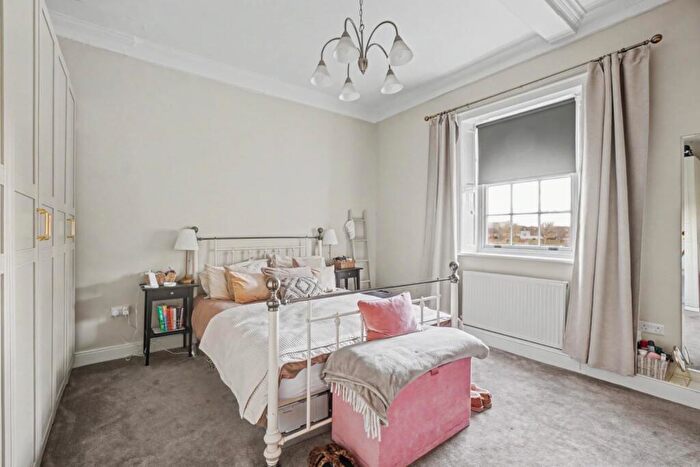 1 Bedroom Apartment For Sale In The Mount, London Road, Faversham, Kent, ME13