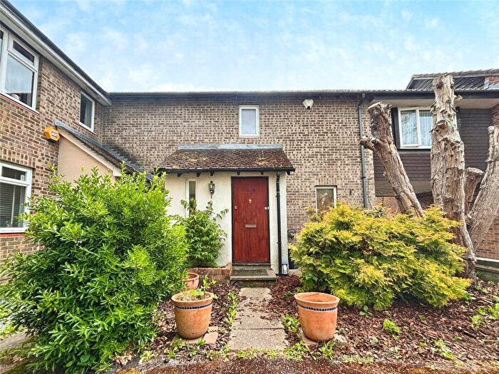 2 Bedroom Terraced House For Sale In Willow Tree Glade, Calcot, Reading, RG31