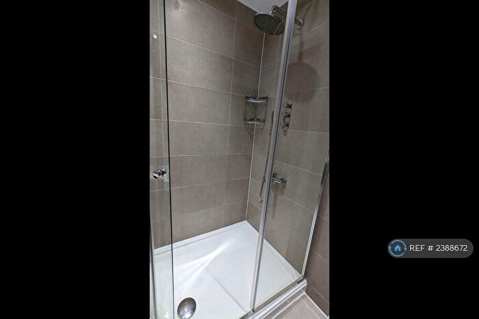 4 Bedroom Semi-Detached House To Rent In Firecrest Close, Birmingham, B23