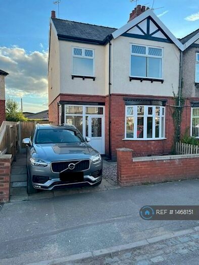 3 Bedroom Semi-Detached House To Rent In Gainsborough Road, Crewe, CW2
