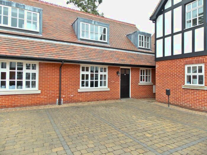 3 Bedroom End Of Terrace House To Rent In Cranmer Cliff Gardens, Felixstowe, IP11
