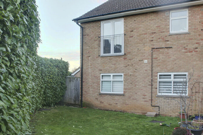 2 Bedroom Apartment To Rent In Marshall Road, St Neots, PE19