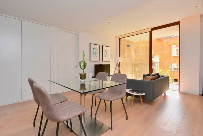 1 Bedroom Flat To Rent In Bartholomew Close, Barbican, London, EC1A