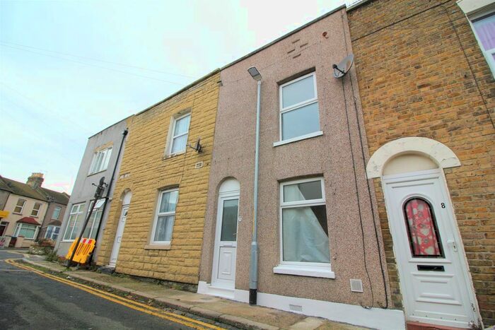 2 Bedroom Terraced House To Rent In Alma Road, Ramsgate, Kent, CT11