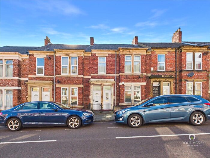 2 Bedroom Flat For Sale In Brinkburn Avenue, Saltwell, Gateshead, NE8