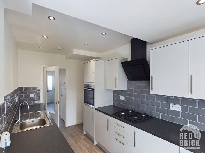 3 Bedroom Terraced House To Rent In Wyken Avenue, Wyken, Coventry, CV2