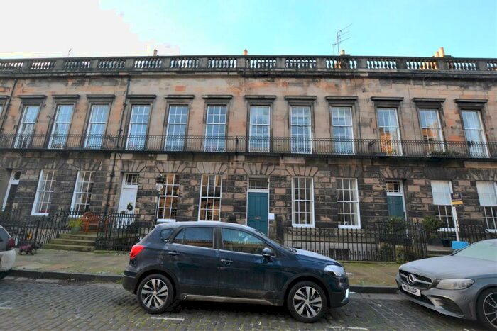2 Bedroom Flat To Rent In Carlton Street, Stockbridge, Edinburgh, EH4