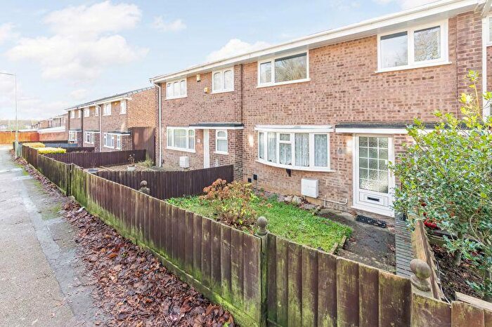 3 Bedroom Terraced House For Sale In Woodfield, Banbury, OX16