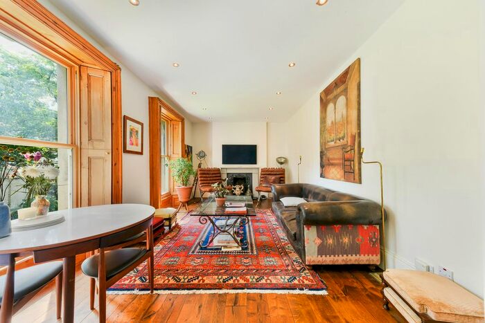 4 Bedroom Maisonette To Rent In Fulham Road, London, SW6