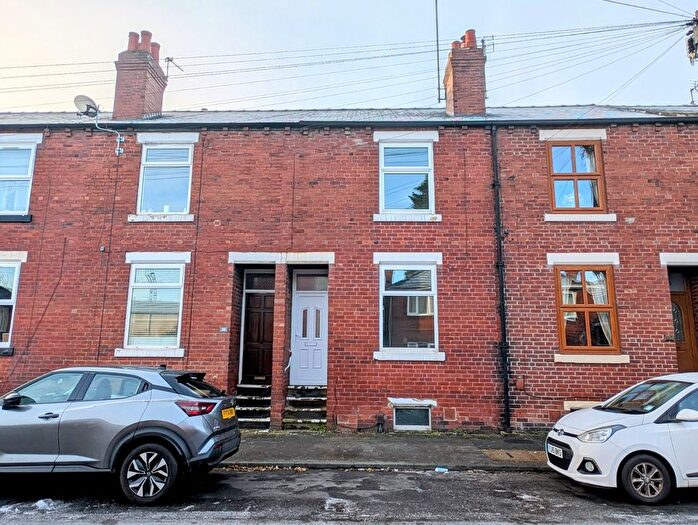 2 Bedroom Terraced House To Rent In Avondale Street, Wakefield, West Yorkshire, WF2