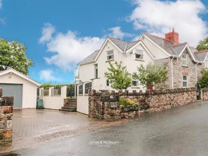 3 Bedroom Semi-Detached House For Sale In Ffordd Llanelwy, Abergele, LL22