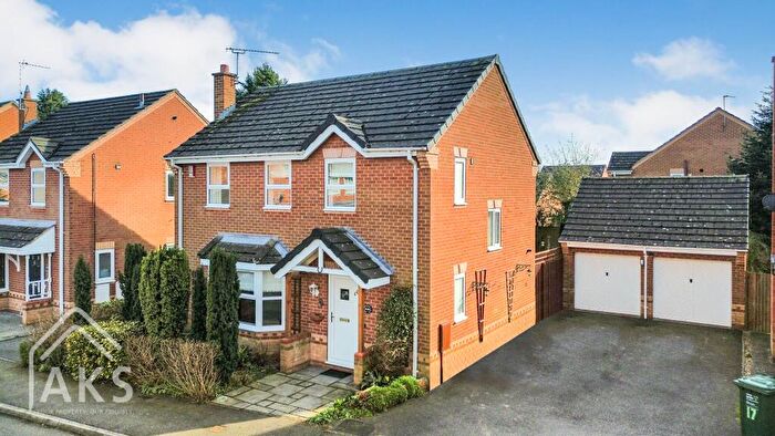 4 Bedroom Detached House For Sale In Rodney Close, Hilton, DE65