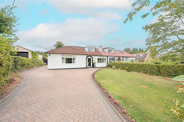 4 Bedroom Bungalow For Sale In Heathfield, Leeds, West Yorkshire, LS16