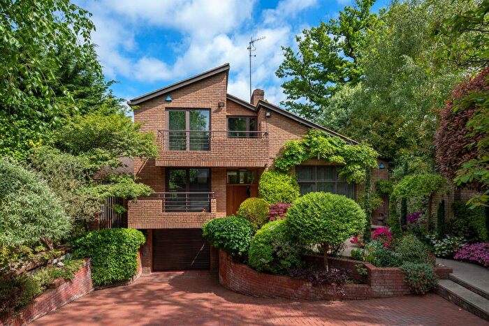 4 Bedroom House For Sale In West Heath Road, Hampstead, NW3