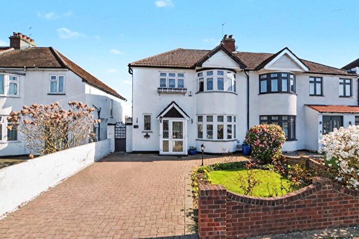 3 Bedroom Semi Detached House For Sale In Westwood Lane, South Welling, Kent, DA16