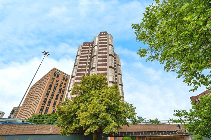 1 Bedroom Flat For Sale In Hagley Road, Birmingham, B16