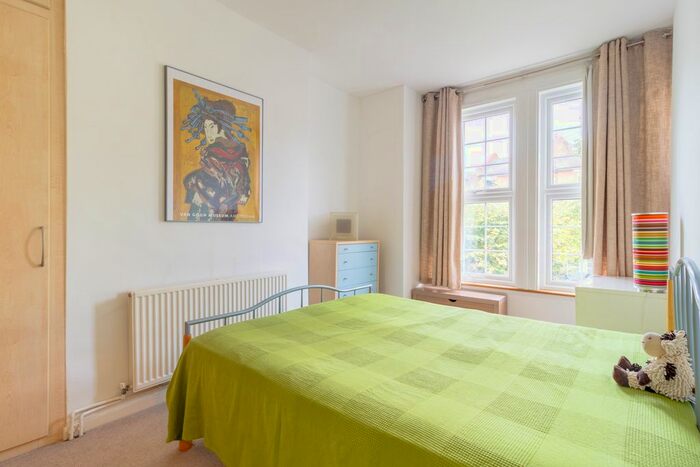 2 Bedroom Flat To Rent In Sparsholt Road, London, United Kingdom, N19