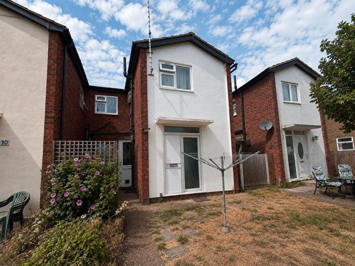 2 Bedroom Maisonette To Rent In The Retreat, Grays, RM17