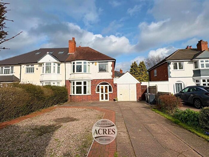 3 Bedroom Semi Detached House For Sale In Chester Road, Sutton Coldfield, B73