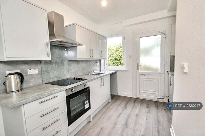 3 Bedroom Semi Detached House To Rent In Dollar Park, Motherwell, ML1