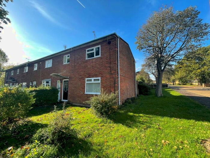 3 Bedroom House To Rent In Goldhanger Cross, Basildon, SS14