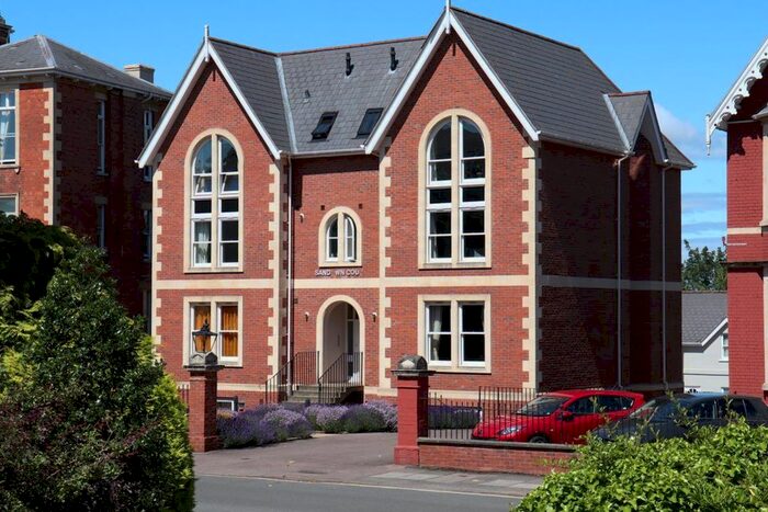 1 Bedroom Flat To Rent In Western Road, Cheltenham, GL50