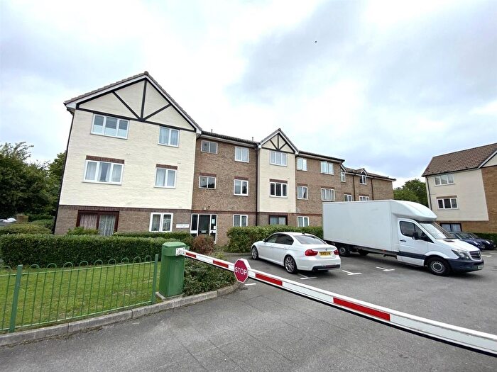 1 Bedroom Flat To Rent In Eagle Drive, London, NW9