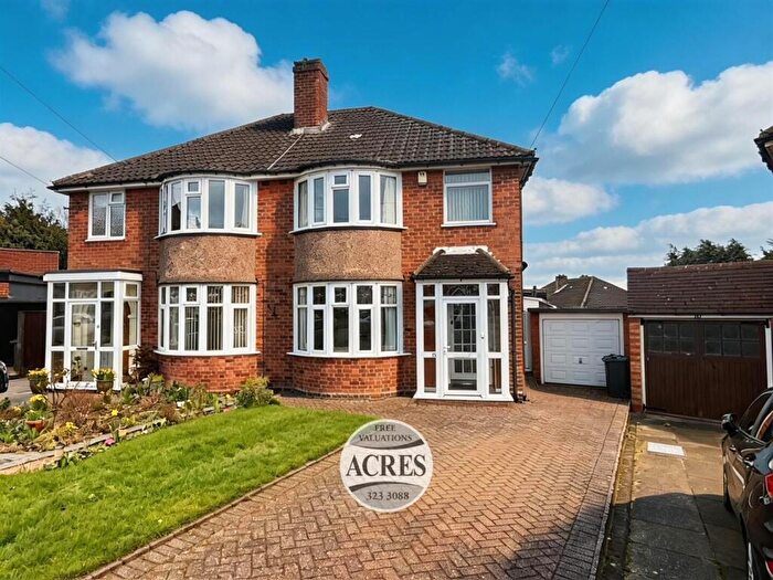 3 Bedroom Semi Detached House For Sale In Finch Drive, Sutton Coldfield, B74