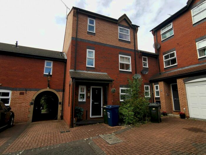 3 Bedroom Semi-Detached House To Rent In Trinity Court, St Peter's Basin, Newcastle Upon Tyne, NE6