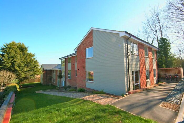 2 Bedroom Apartment To Rent In Moreton Road, Buckingham, MK18