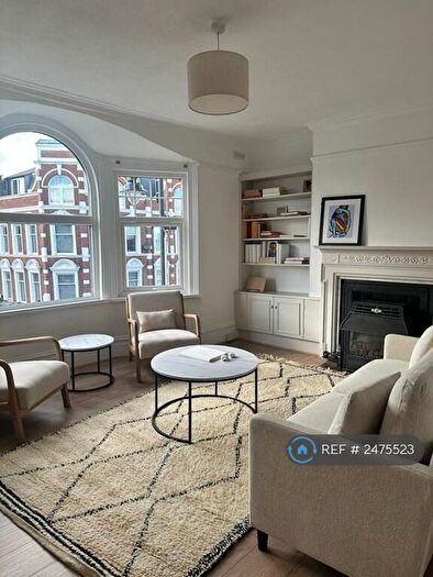 2 Bedroom Flat To Rent In Muswell Hill Broadway, London, N10