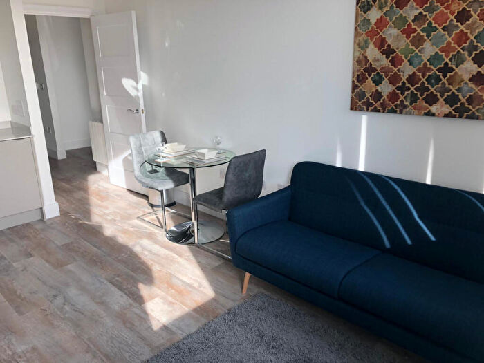 1 Bedroom Apartment To Rent In Coventry Road, Birmingham, West Midlands, B26