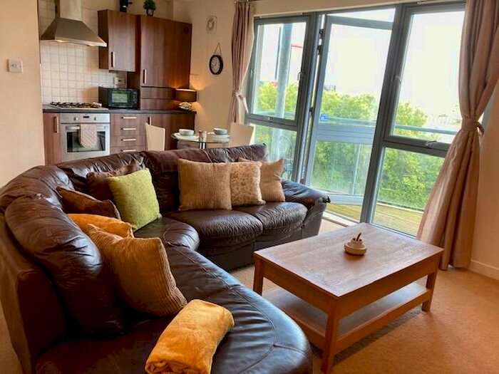 2 Bedroom Flat To Rent In Merkland Lane, Aberdeen, AB24