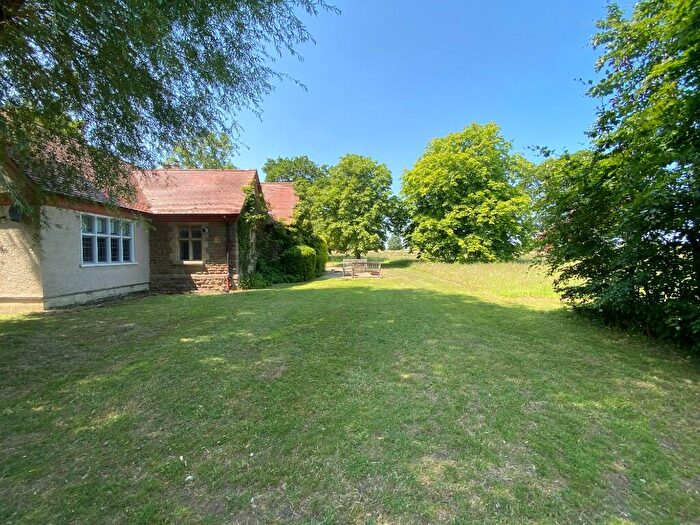 3 Bedroom Detached Bungalow To Rent In Sherston, Malmesbury, SN16