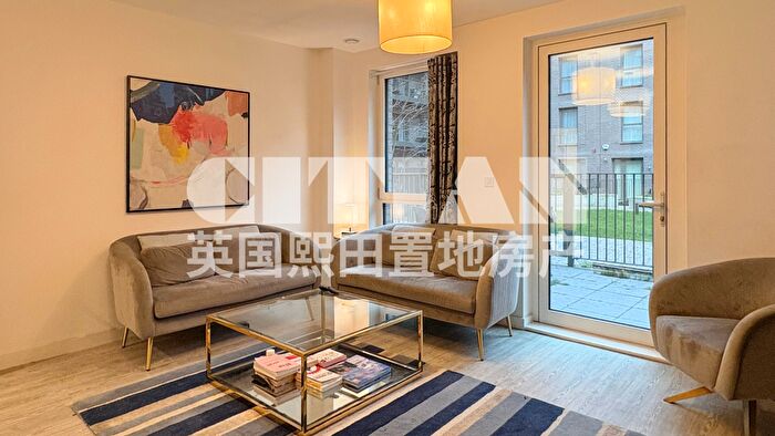 4 Bedroom Apartment To Rent In Cantwell House, - Shipbuilding Way, E13