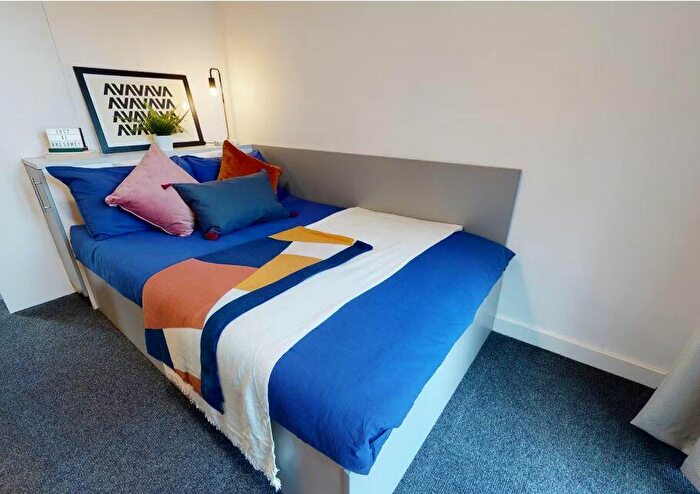 Apartment To Rent In Radford Street, Sheffield, S3