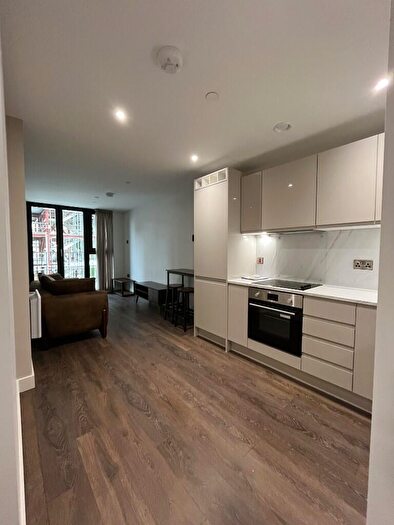 1 Bedroom Apartment To Rent In Triskelion Way, Liverpool, Merseyside, L3