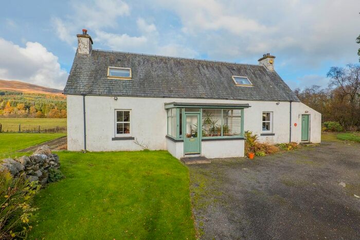 4 Bedroom Cottage For Sale In West Buchanty, Glenalmond, Perth, PH1