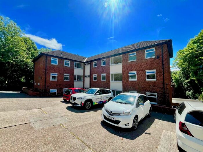 Studio To Rent In Brecken Court, Saltwell Road, Gateshead, NE9