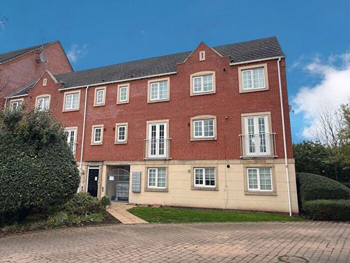 2 Bedroom Apartment To Rent In Columbus Avenue, Brierley Hill, DY5