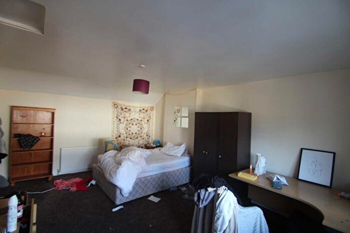 6 Bedroom Detached House To Rent In St. Mary`s Road, East Oxford **Student Property **, OX4