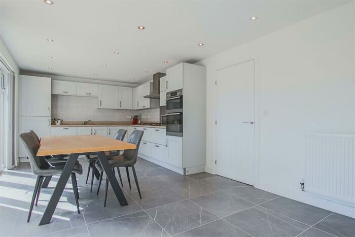 4 Bedroom Detached House To Rent In Campbell Road, Swinton, Manchester, M27