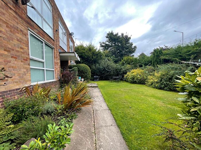 3 Bedroom Flat For Sale In Park Court, Ring Road West Park, Leeds, West Yorkshire, LS16