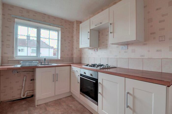 2 Bedroom Detached House To Rent In Revesby Court, Scunthorpe, DN16