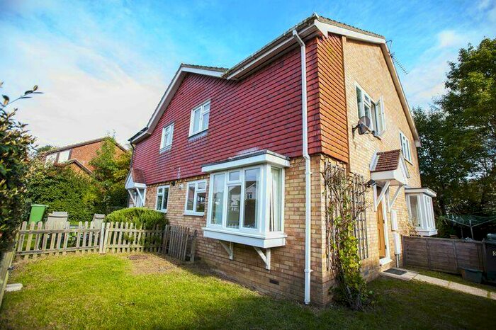 1 Bedroom Terraced House To Rent In Longstock Close, Chineham, RG24