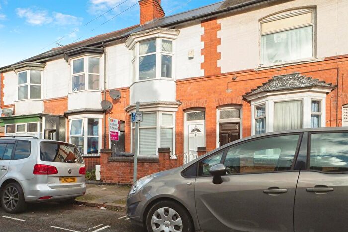 3 Bedroom Terraced House For Sale In Bisley Street, Leicester, LE3