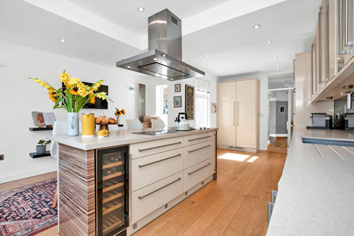 3 Bedroom Terraced House For Sale In Leatherhead, KT22