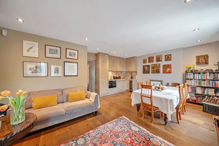 2 Bedroom Flat For Sale In Brechin Place, SW7